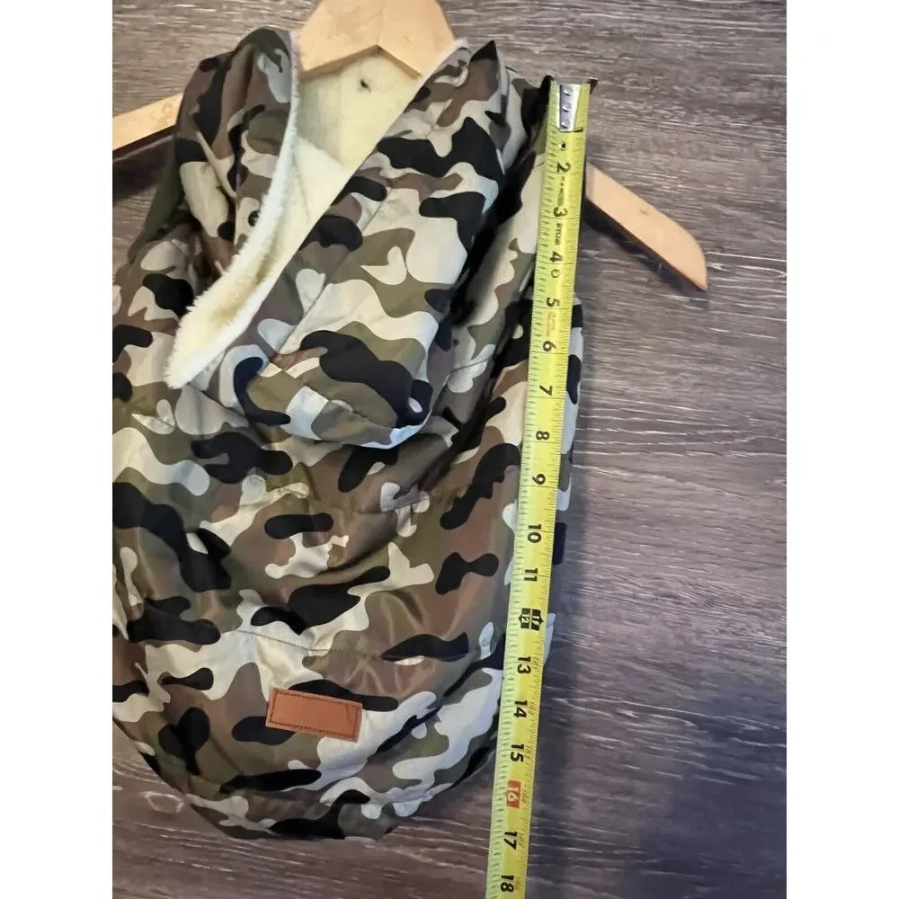 Dog Jacket Faux Fur Lined Soft Hook & Loop Close Winter Army Sz Medium New